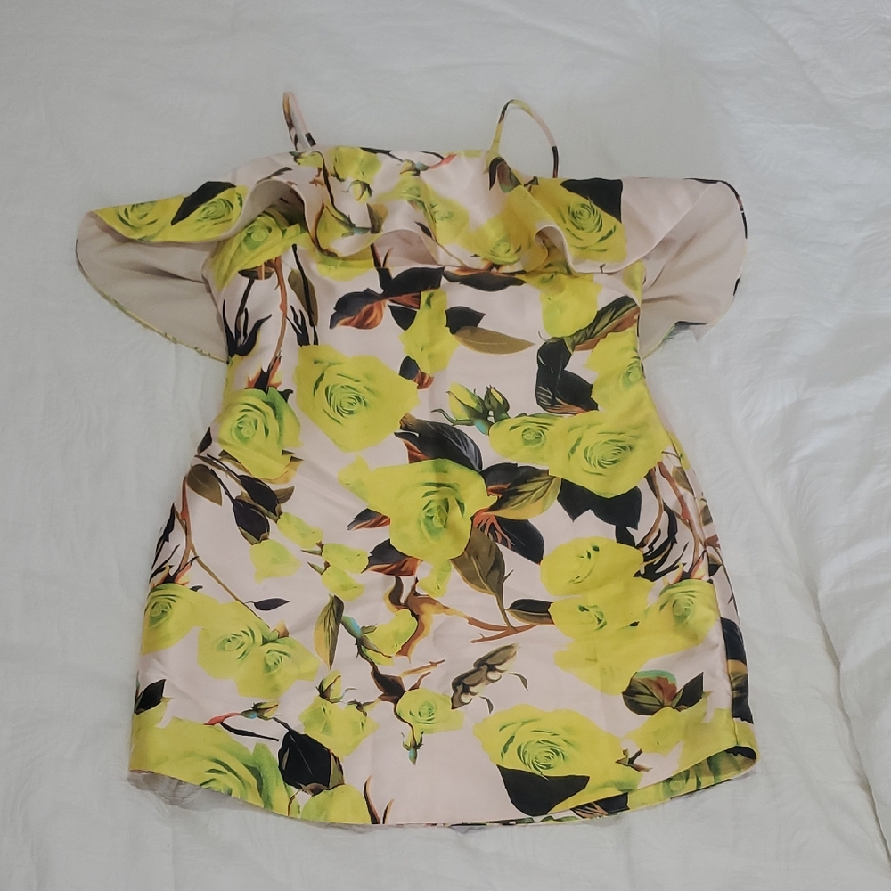 Chic Yellow Floral Mini Dress